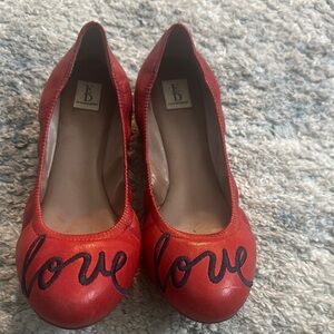 Ellen Degeneres Women's Red Love Flats